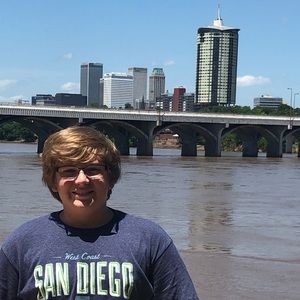 Meet your Posher, Logan